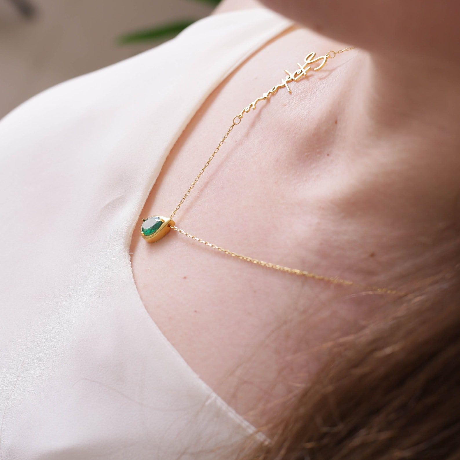 Smeraldo collana con pietra portafortuna personalizzato nome maggio compleanno gioiello