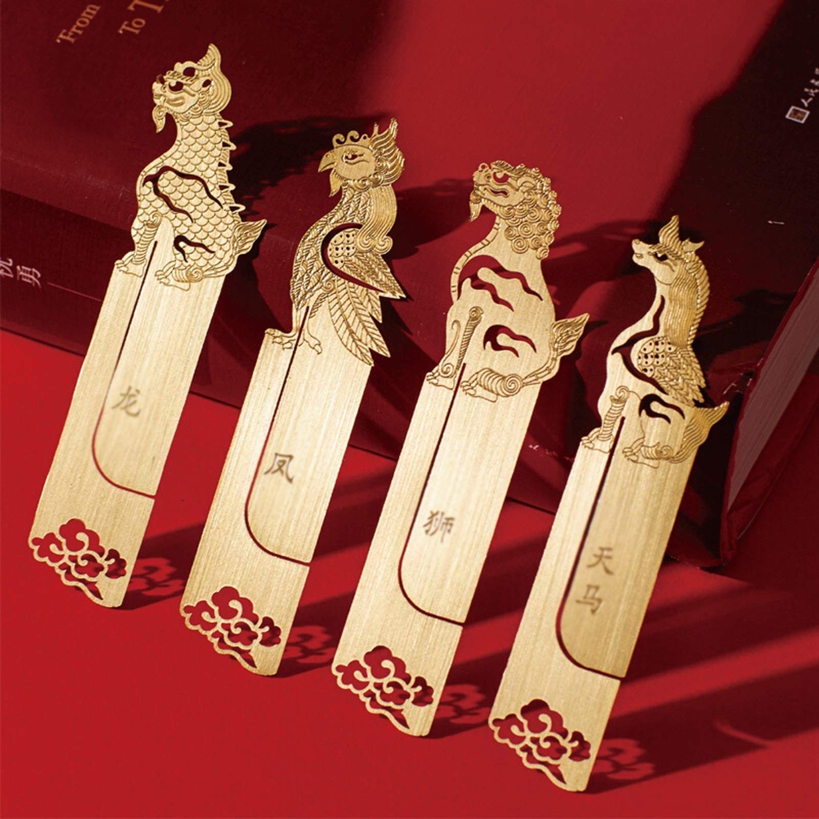 Śliczne Zakładki Pomyślne zwierzęta Brass Bookmark Prezent Box-10 Set, Hollow Out Art Vintage Bookmark - obecny dla nastolatków Dorośli czytelnicy Wyjątkowe Prezenty