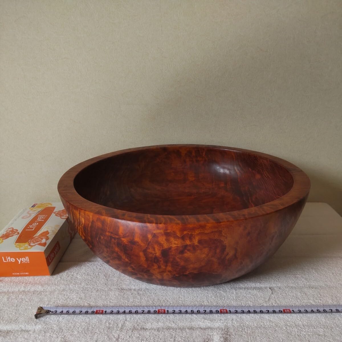 信州秋山郷　こね鉢　木鉢　蕎麦　うどんこね鉢　栃の木　手彫り　くり抜き　42cm 信州秋山郷 こね鉢 木鉢 蕎麦 うどんこね鉢 栃の木 手彫り くり抜き