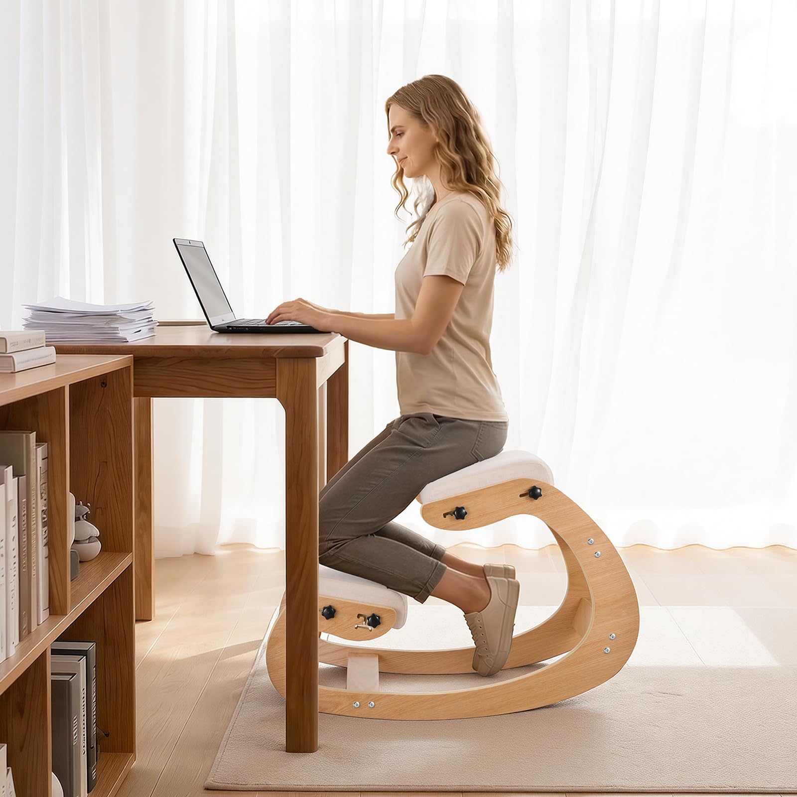 VEVOR Silla Ergonómica de Rodillas con Estructura de Madera, Cojines de Espuma Gruesa Ajustables Beiges, Taburete para Rodillas Carga de 120 kg, Relajación de Cuello y Espalda para Hogar, Oficina