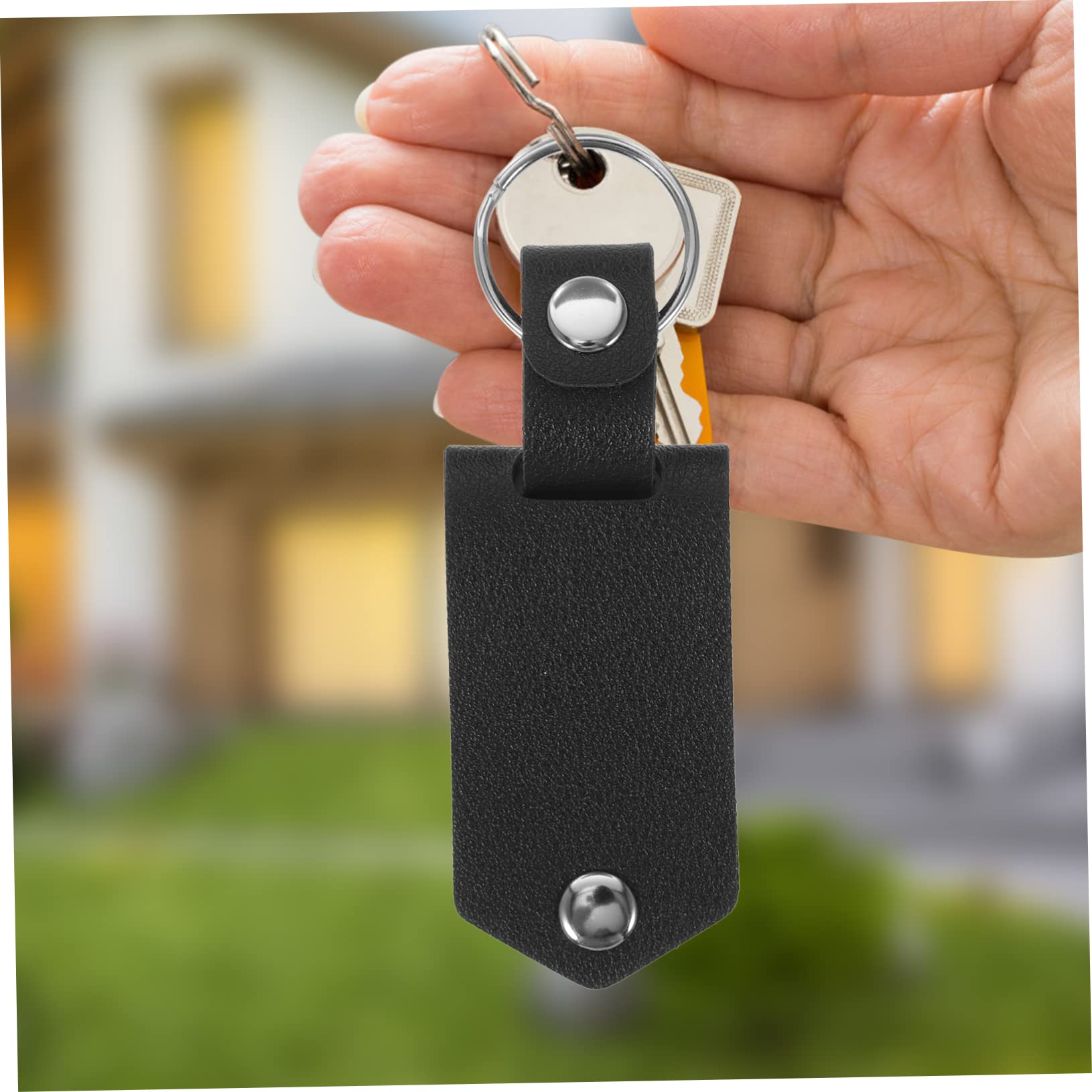 Ipetboom Leather Photo Keychain Heat Transfer Keychain Holder for Keys Bags and Purses Stylish and Leather Key Decor for Memorable Moments