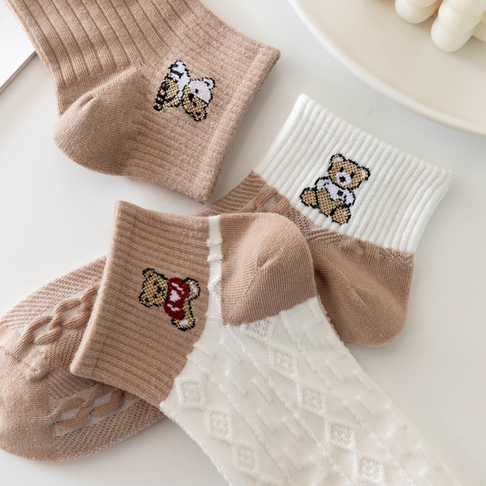 SoxLife Women’s Ankle Length Breathable & Odor-Free Socks (IN, Alpha, Free Size, Brown Bear) - Image 4 thumbnail