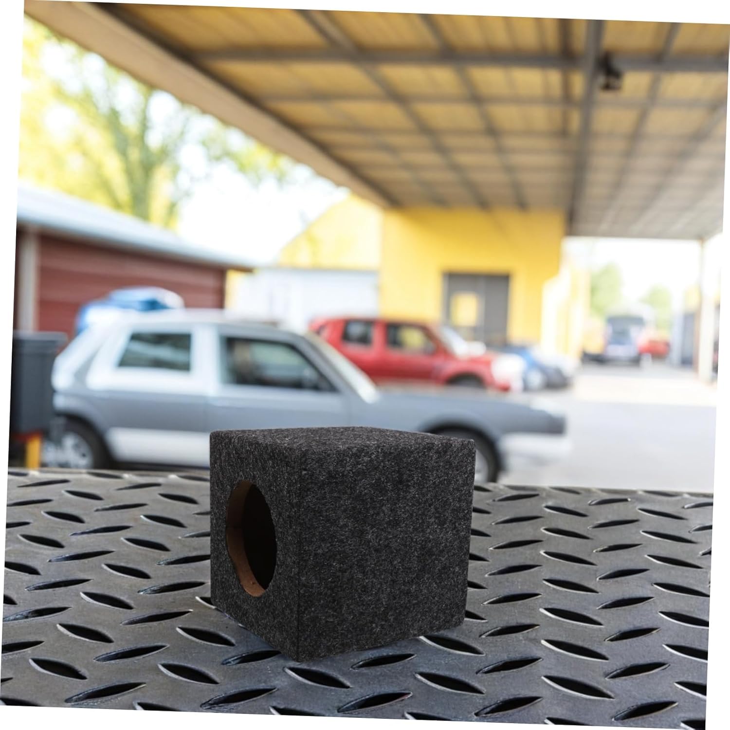 STOBAZA Subwoofer Enclosure Box Sturdy Wooden Speaker Cabinet for Home Vehicle Easy Installation Stylish Design Enhanced Audio Performance for Trucks and Cars