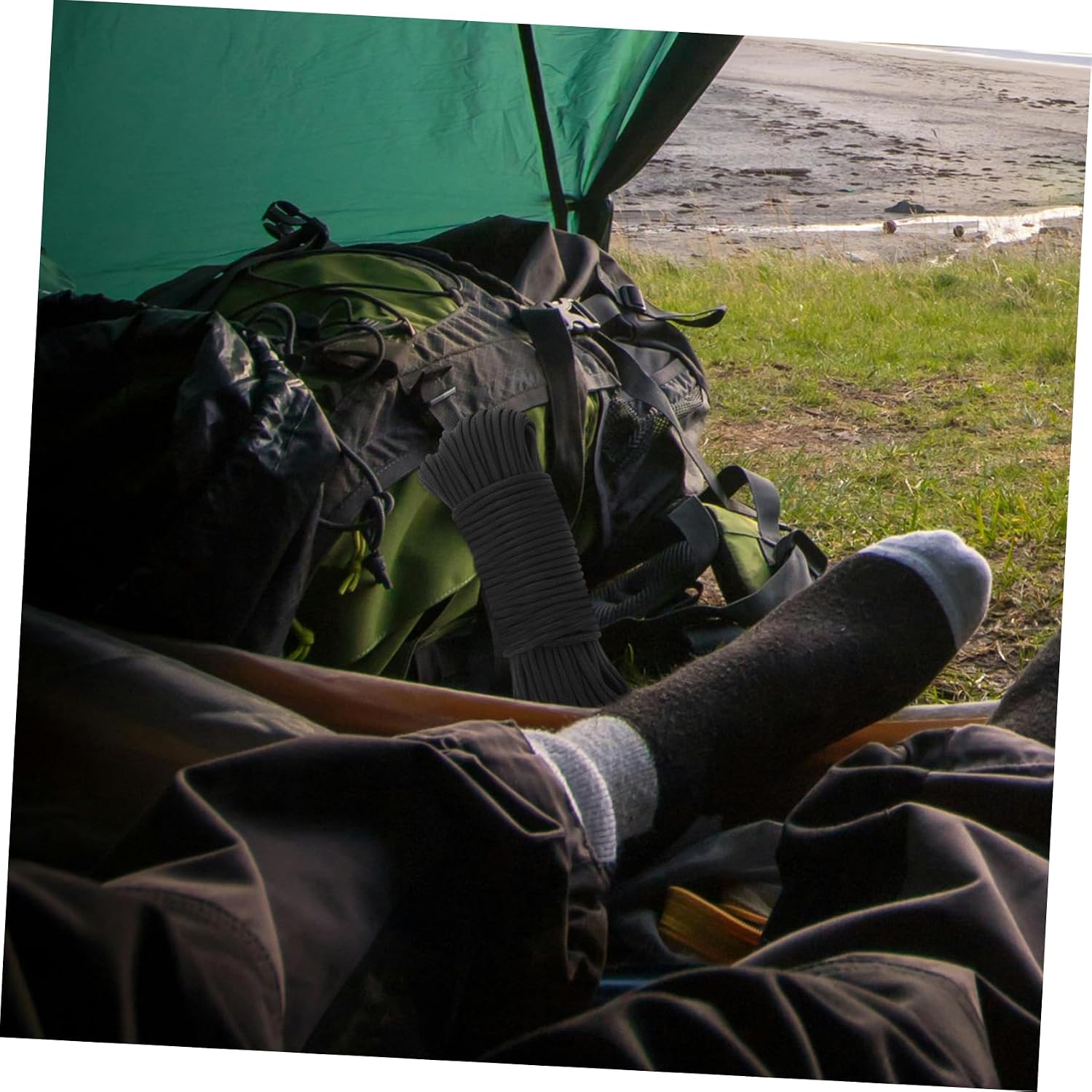 Survival Rope for Camping Outdoor Emergency Multifuntional Cord for Tent Setup Tarp Securing and Mountaineering Activities