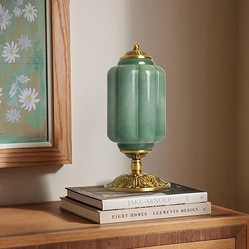 Lámpara de mesa de cristal de leche, diseño moderno de granja con base de acabado de latón antiguo, luz de escritorio verde para decoración de sala