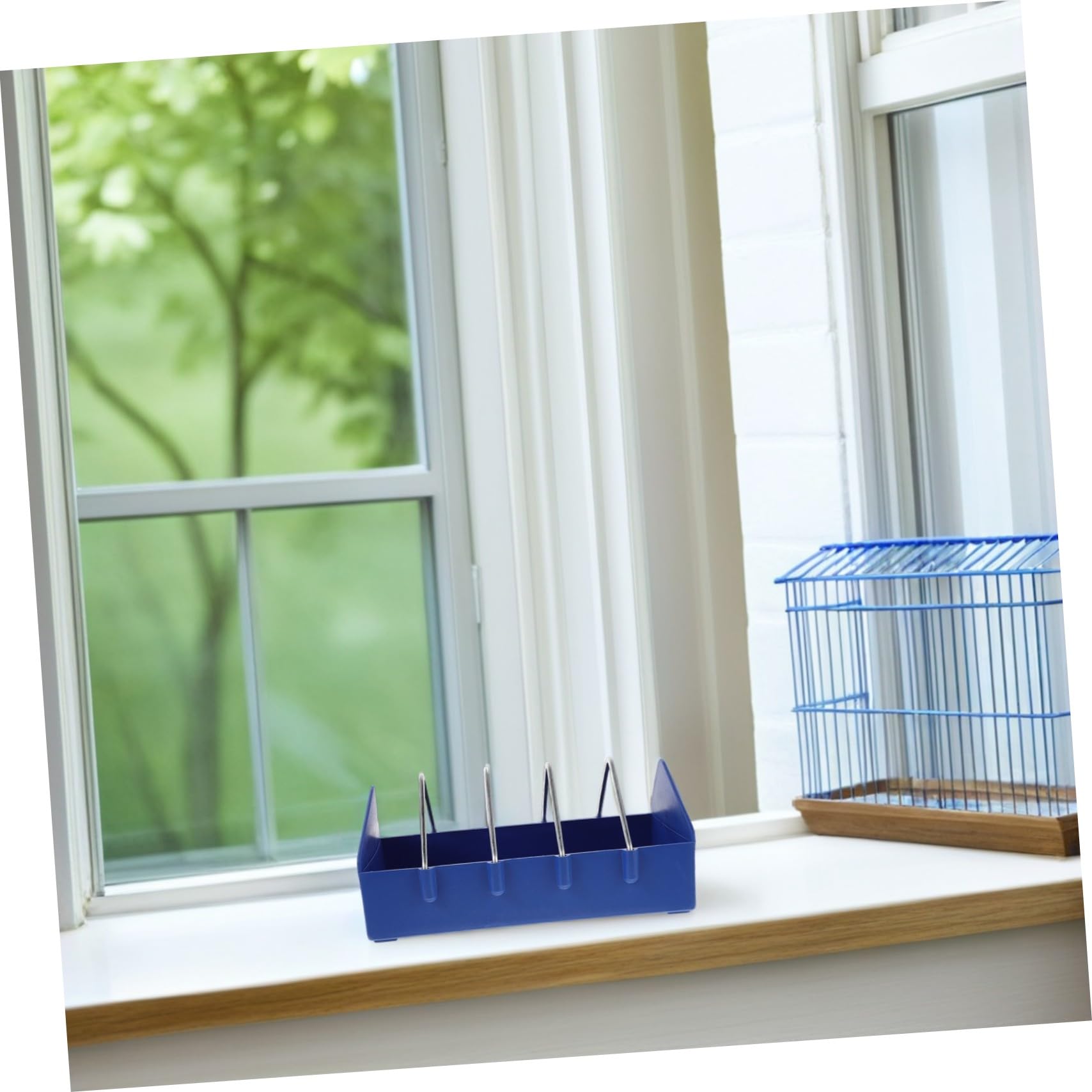 4 Bebederos Engrosados ​​para Codornices Pollitos Bebederos Comederos Reutilizables para Granjas Comederos De Plástico Azul para Aves De Corral