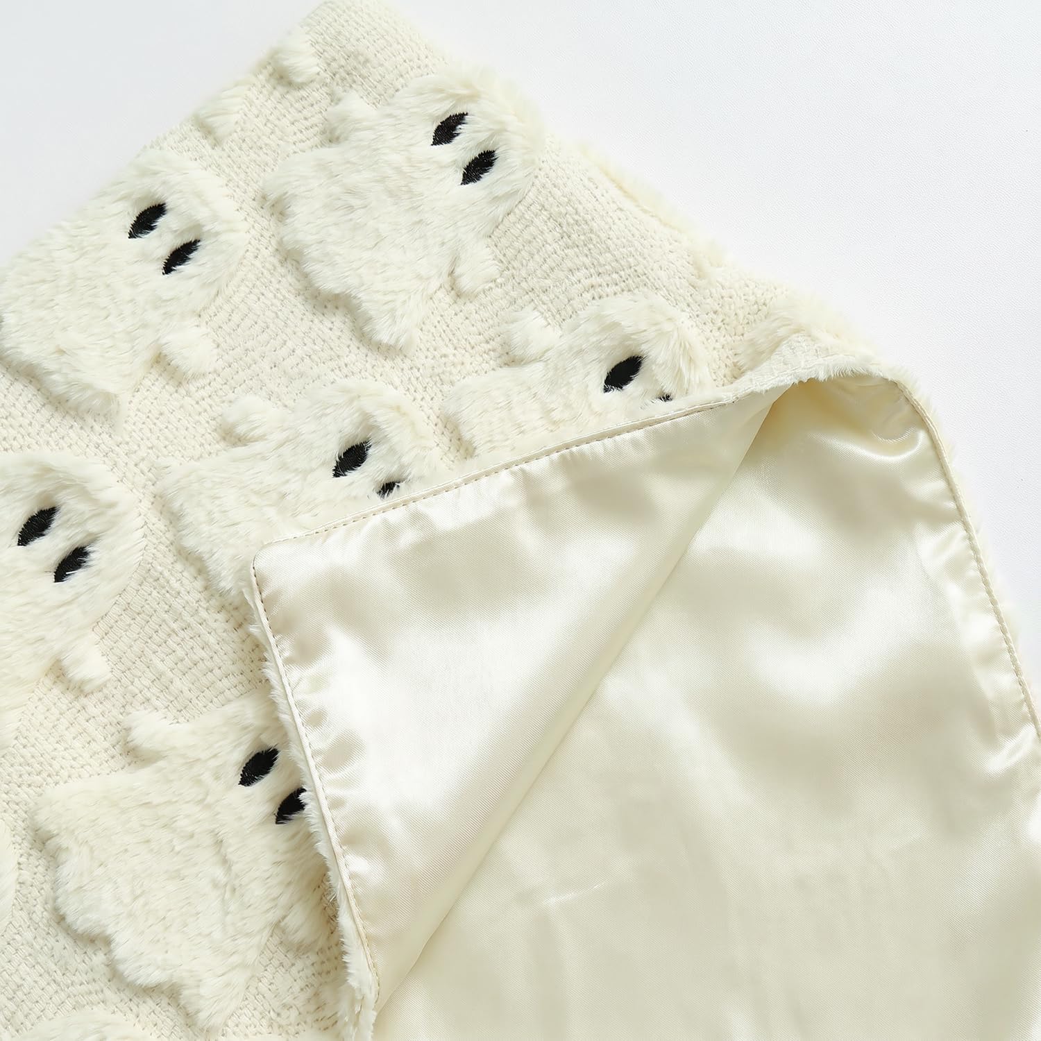 Artoid Mode Beige Soft Faux Fur Ghost Halloween Table Runner 13x72 Inch image 5
