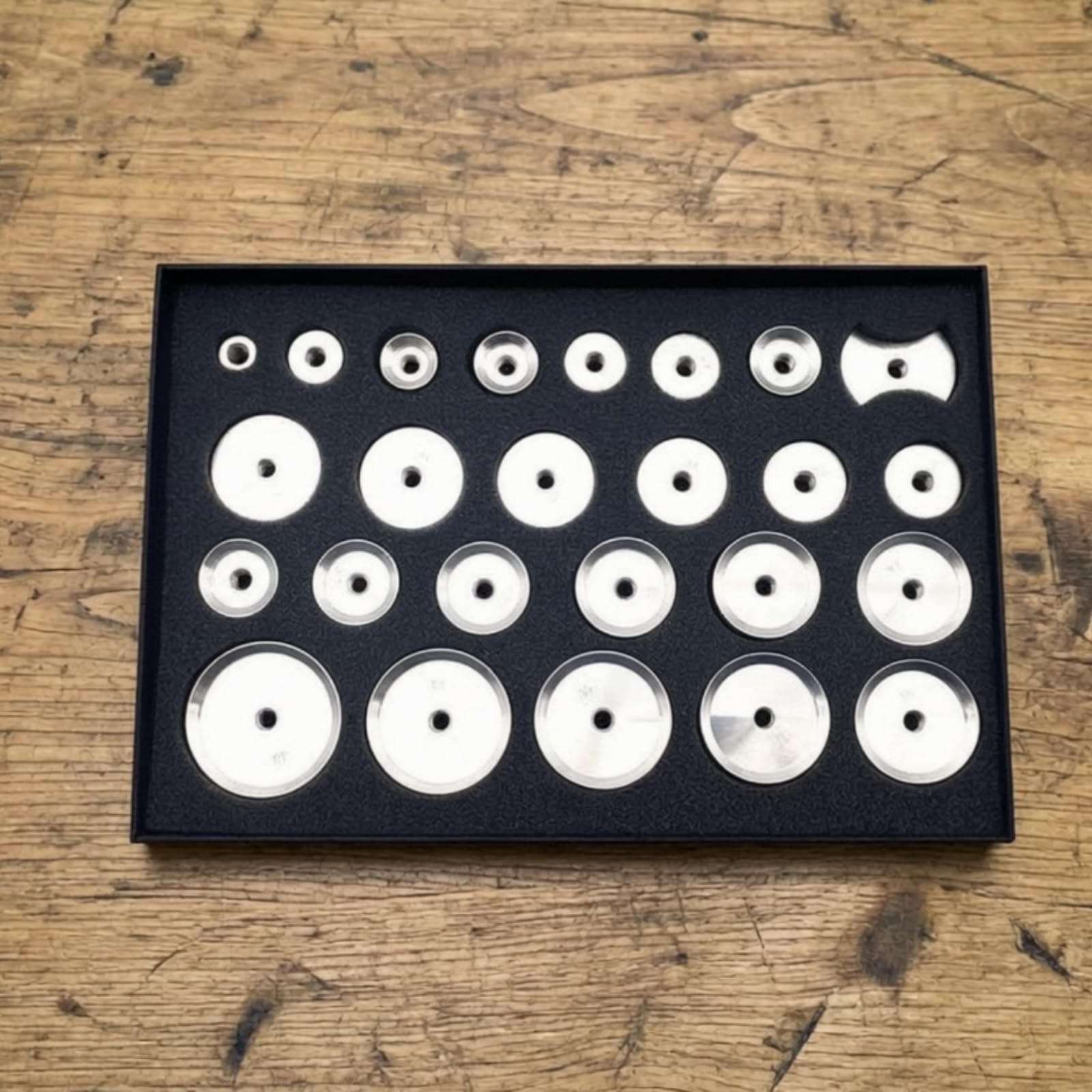 25 Piezas Matrices para Cerrar Relojes
