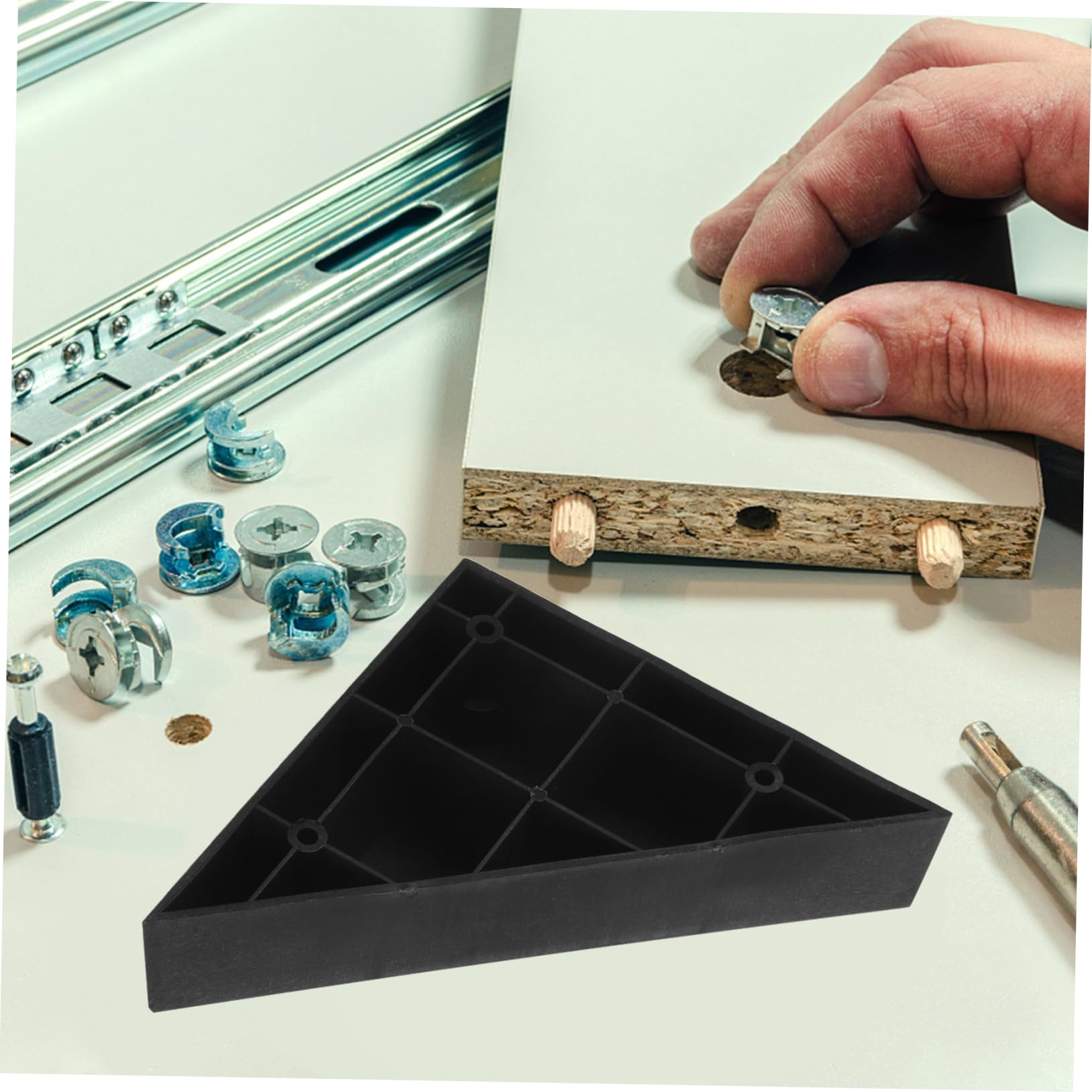 8 Pezzi Piedini Triangolari in Abs per Mobili e Divani Nero, Design Antiscivolo e Resistente All’umidità, Gambe di Ricambio per Tavoli e Sedie