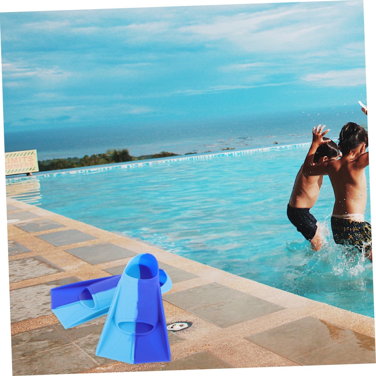 Swim Training Fins for Adults and Non-Slip Silicone Short Flippers with Drainage for Snorkeling Diving Pool Lap Swimming Lightweight Design in Blue Xs