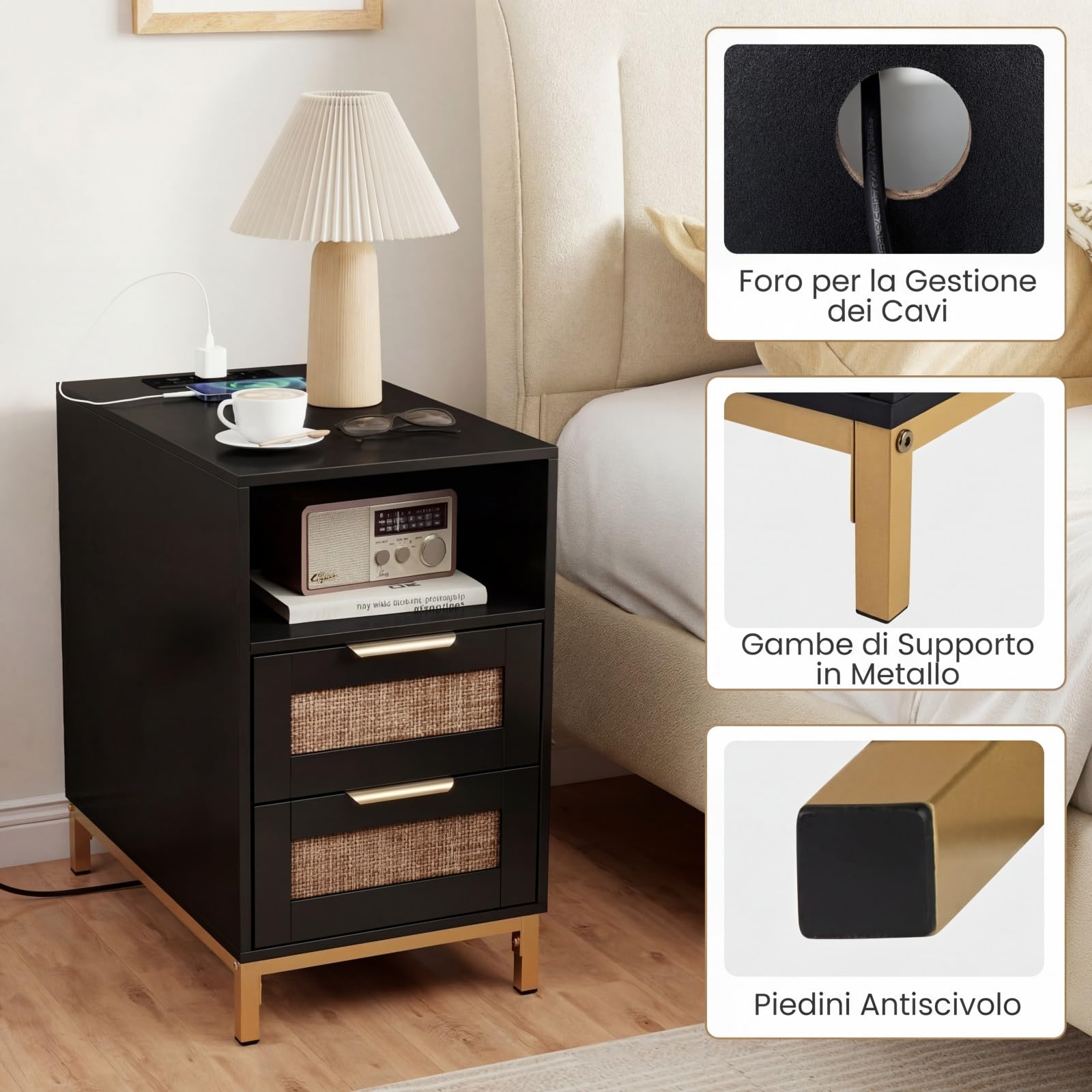 SOARS Comodino con Stazione di Ricarica Integrata, Tavolino da Notte Stile Boho in Rattan, 2 Cassetti & Ripiano Aperto, Piedini in Metallo Robusti, Mobiletto per Camera da Letto (Nero,1)