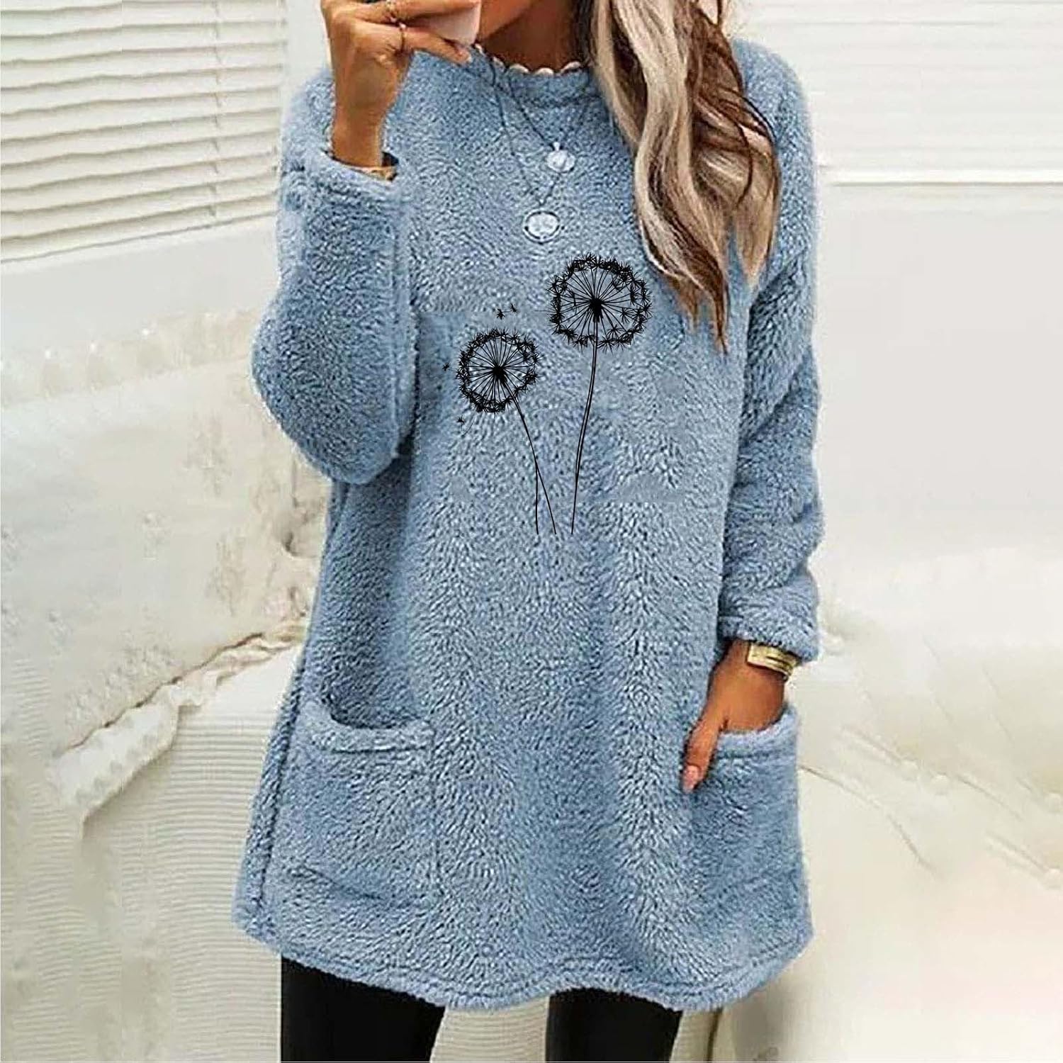 Long Sleeve Tops for Women Fall Crew Neck Sherpa Fleece Sweatshirts Dandelion Graphic Warm Shirts Pockets