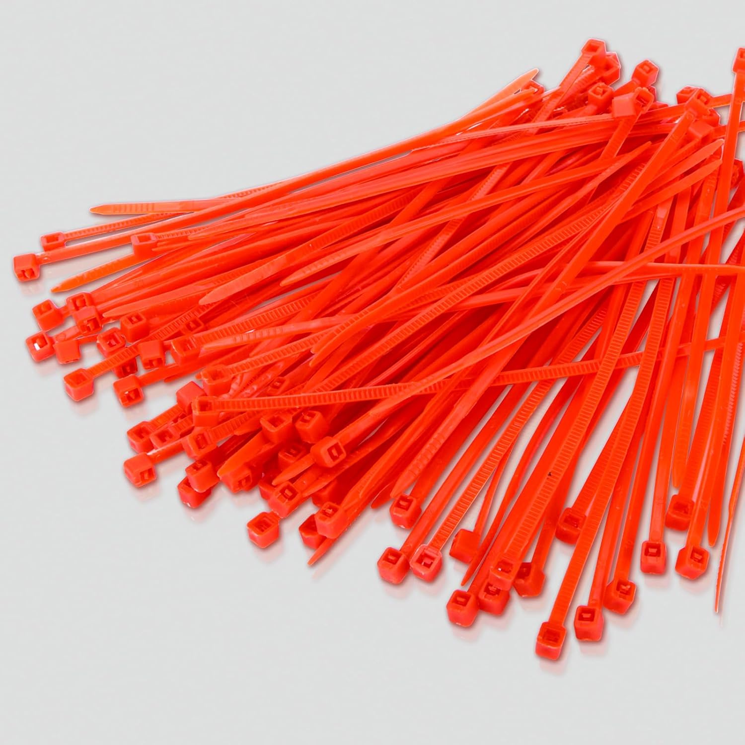 50PCS 8 Inch（200mm) Self Locking Nylon Cable Zip Ties 0.18"Width Tensile Strength 50LBS/22KGS,Multi-Purpose Self-Locking Nylon Cable Cord,Plastic Wire Ties for Home,Office,Garden,Workshop,Black