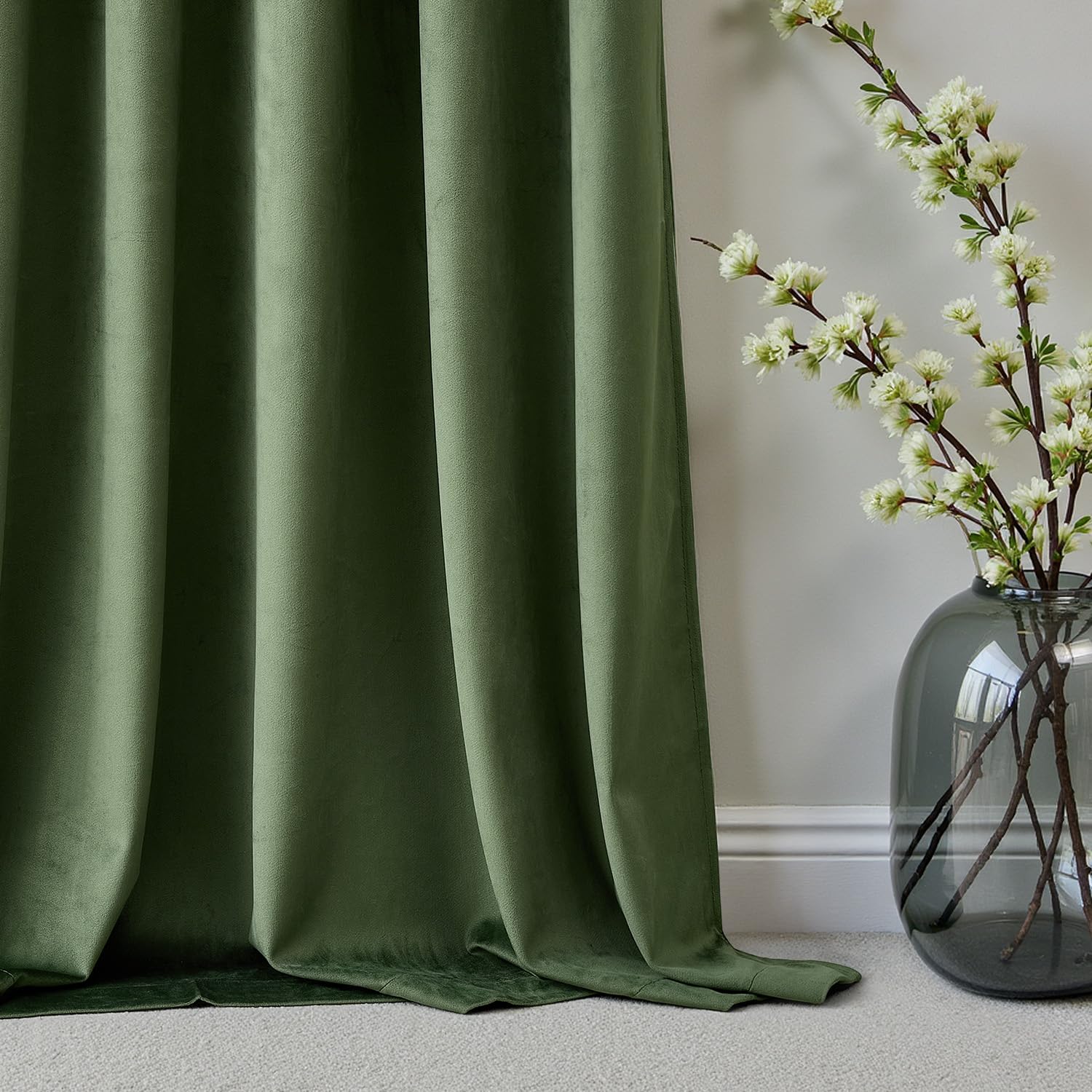 Woaboy Cortinas de Terciopelo con Cinta Fruncida, Juego de 2 Unidades,140 x 300 cm, Bonito Grosor y Pesado, para salón, Dormitorio, decoración, Cortinas Opacas, Verde