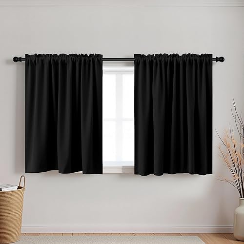 KOUFALL Cortinas opacas de 30 pulgadas de largo para ventanas pequeñas, aislantes térmicas, cortas, para dormitorio, baño, 34 x 30 pulgadas de largo