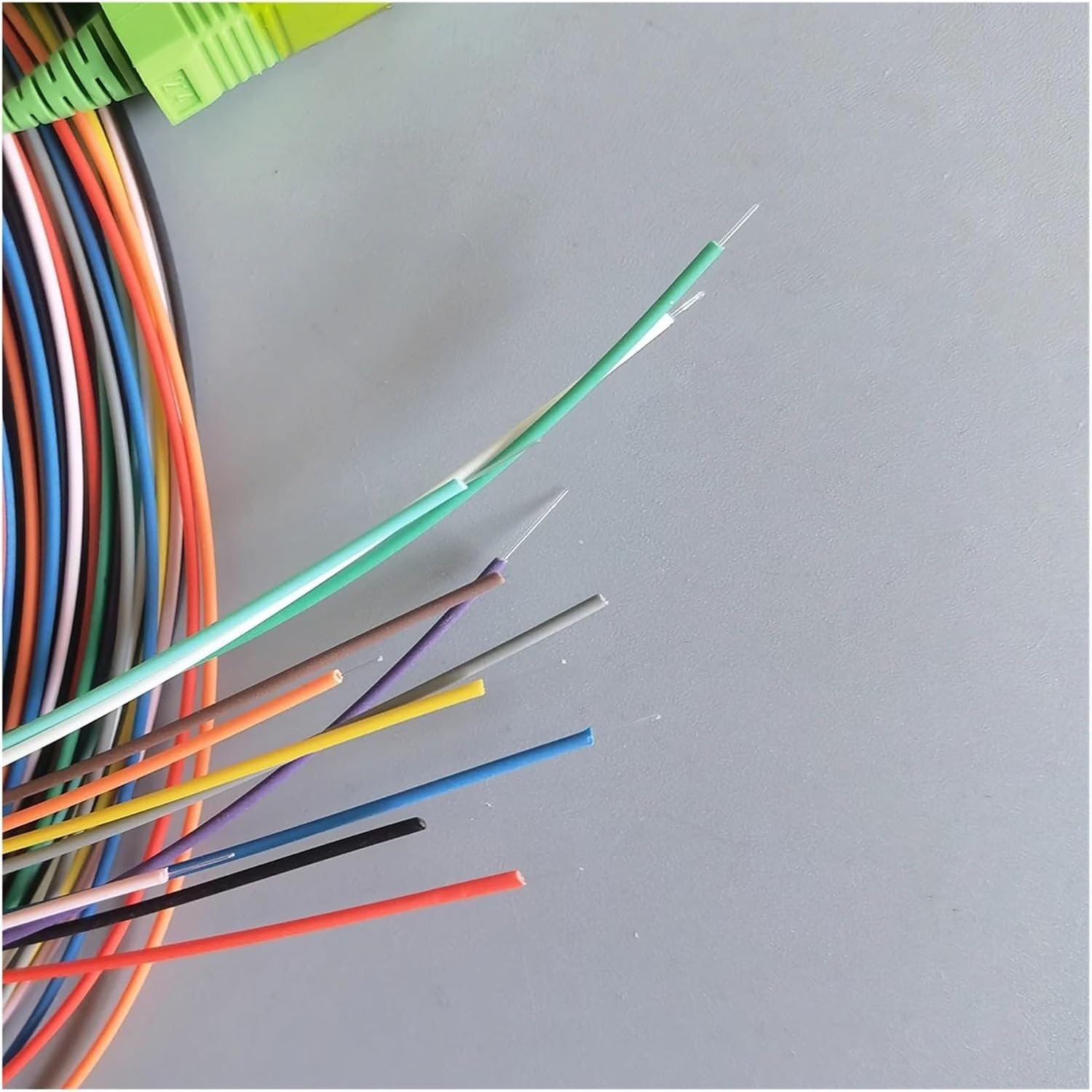 SC Fiber Optic Connector Pigtail 12 Colors 0.9mm 2m Indoor FTTR Single Mode Jumper