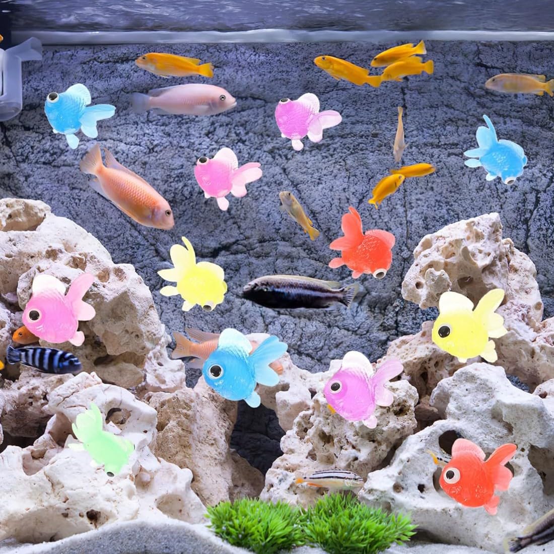 25 Pesci di Plastica Piccoli Pesci Finti Tropicali Pesce Tropicale Figura in Movimentopesci Galleggianti può Essere Sospeso Non Girato Pesci Finti per Acquario per la Decorazione di Acquari