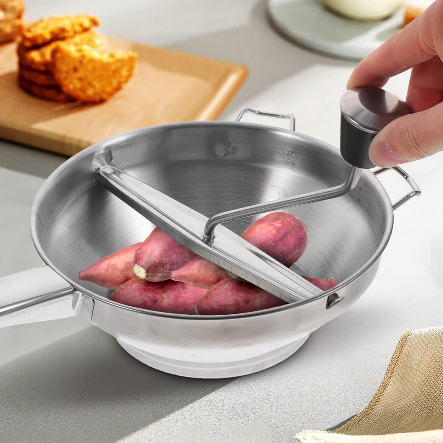 BESTonZON Food Mill Stainless Steel - Rotary Food Mill for Jams, Tomato Sauce, Applesauce, Puree, Mashed Potatoes