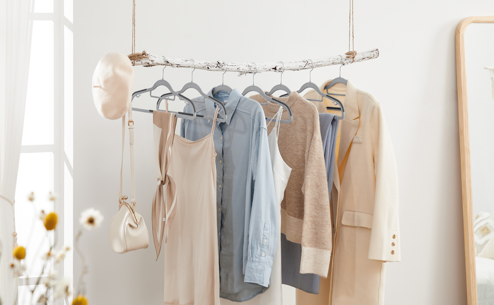 SONGMICS Kleerhangers, 50 Stuks, Kleerhangers Van Kunststof, Met Brede Schouderinkepingen Ruimtebesparend Lengte 41 7 Cm Voor Kast Inktzwart Crp010b01 1189638174