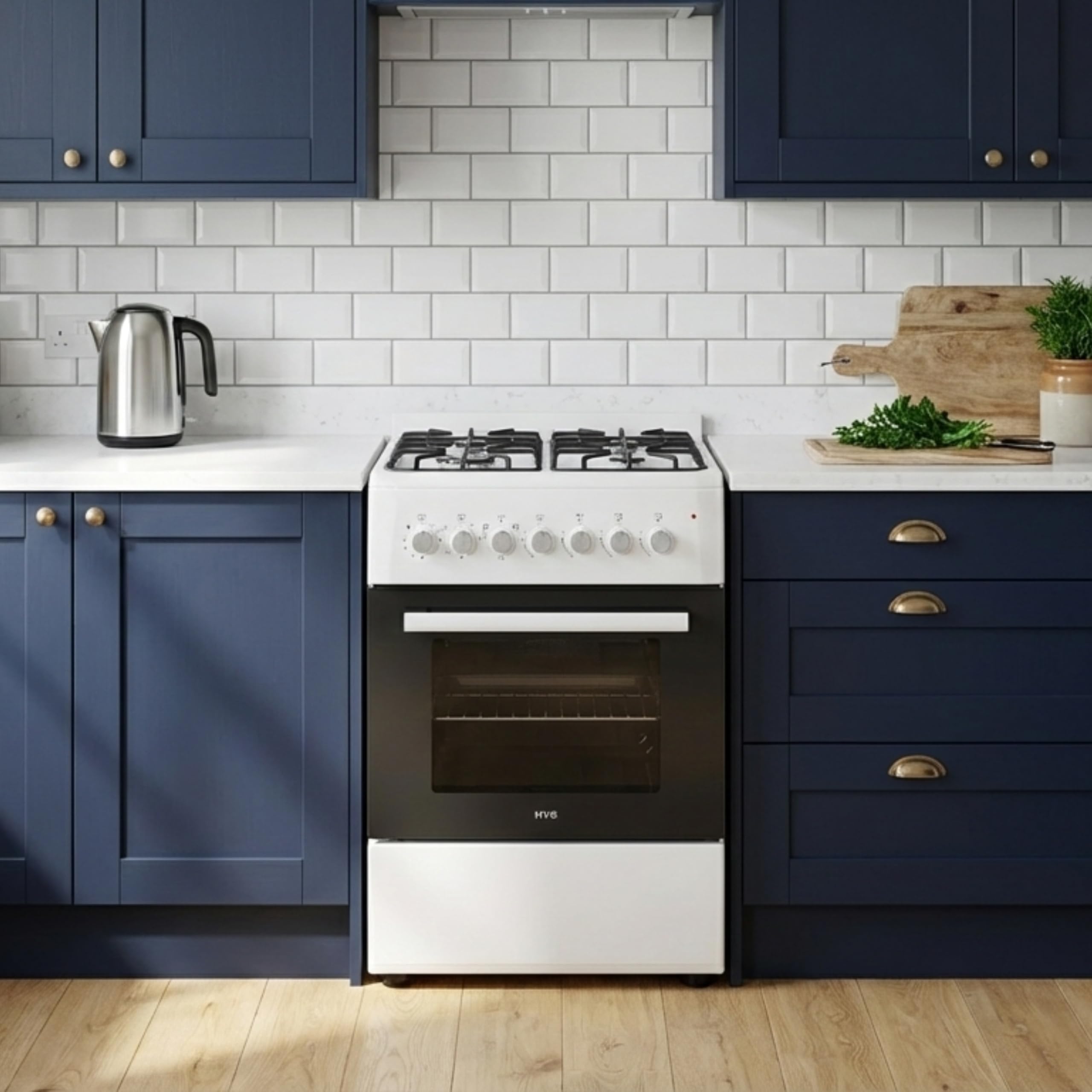 HYE Cooker - Gas Cooker With 4 Gas Burners, 62L Electric Oven, 60cm Width, Modern Freestanding Design, White, Ideal For Family Homes - C01FS60G17W — view 4