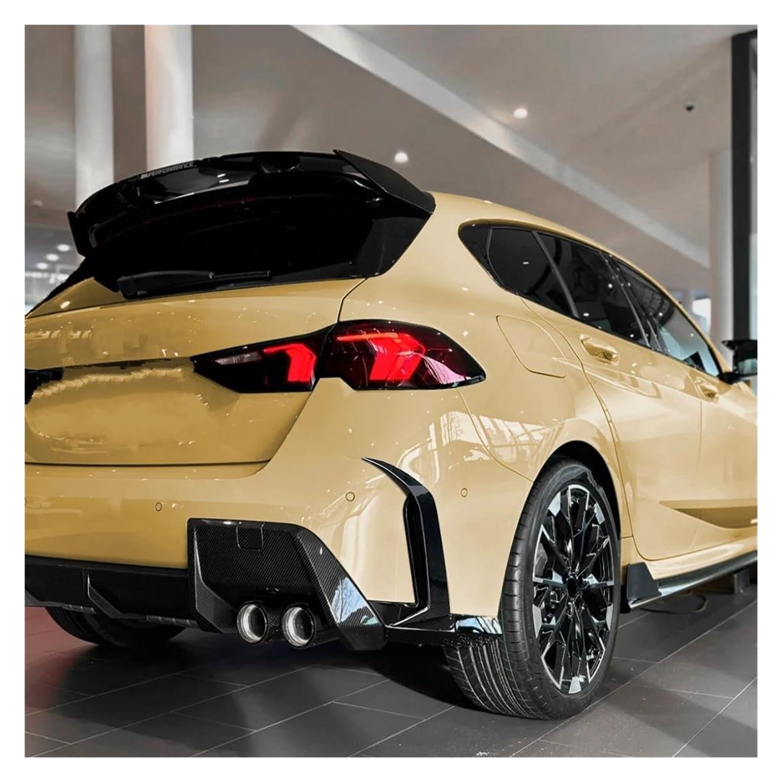 Aile Aileron Garniture de Pare-Chocs arrière de Voiture, Style MP, ailerons latéraux, Kits carrosserie pour BMW Série 1 2024+ Tuning Becquets Voiture