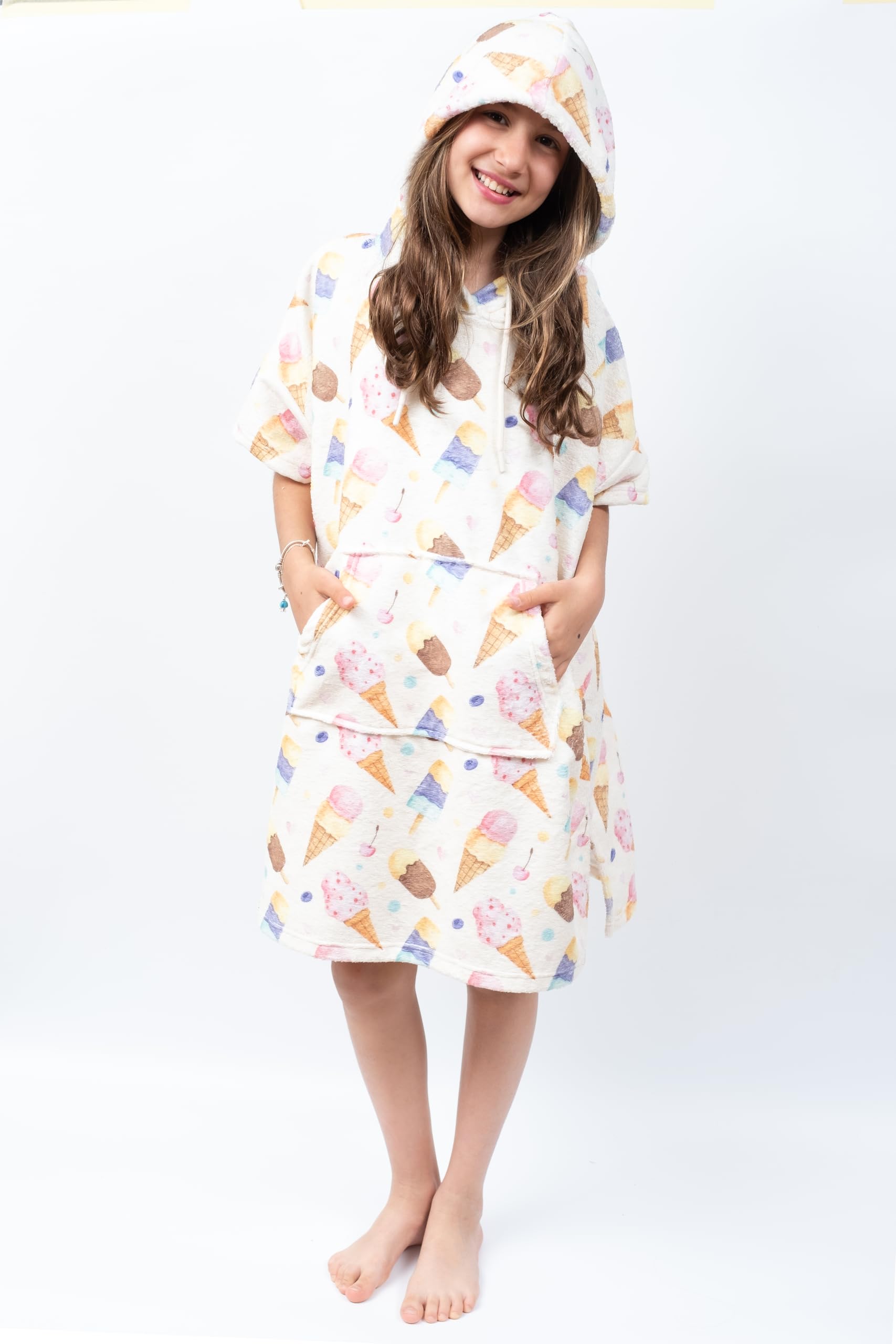 Venice Surf Club Cotton/Microfiber Kids Surf Poncho, Wetsuit Changing Towel Bath Robe with Hood and Pocket for Ages 3-7 and 8-12 (Ice Creams, 3-7