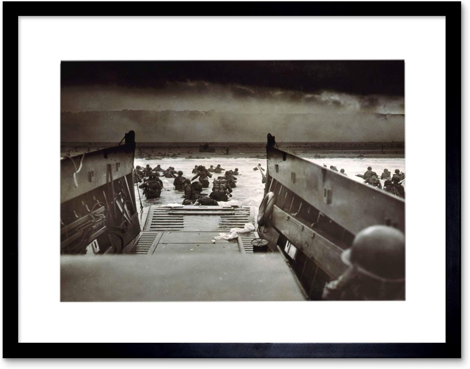 WAR MILITARY HISTORY D DAY LANDING NORMANDY WWII ART FRAMED ART PRINT F12X1838