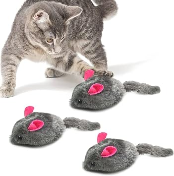SunGrow Squeaky Plush Mice for Cats, 6 Tug Squeaker Chews for Kittens Interactive Fun, Hide and Seek Activity, Soft Stuffed Fetch for Ferrets