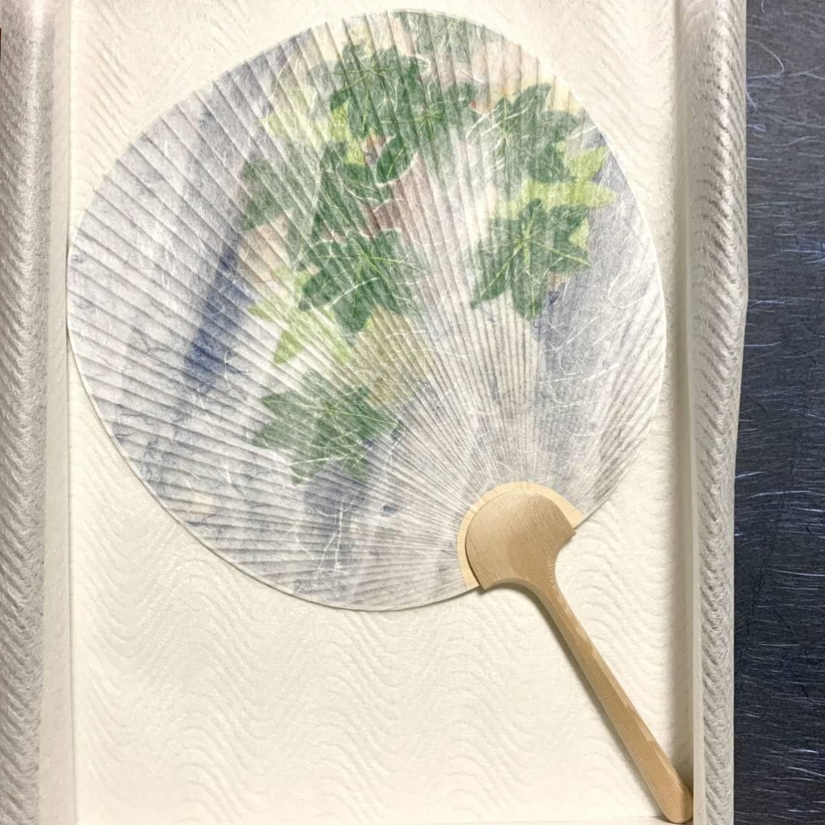 小原工芸紙   山内一生工房 小原工芸紙 山内一生工房 山内一生「富嶽」額装 赤富士 落款・共