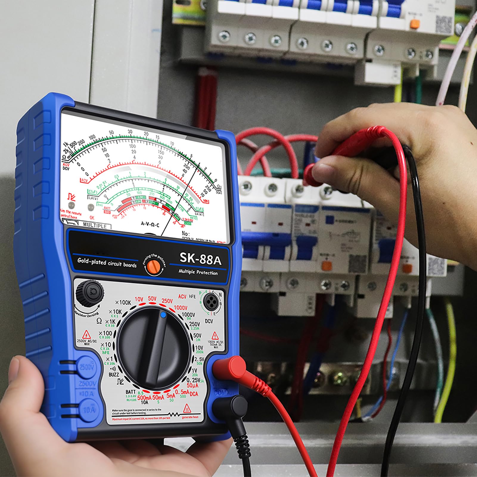 Cocoarm SK88A Multimetro Analogico, Tester con Custodia in Silicone, Supporto e Magnete per Riparazioni Elettrodomestici, Manutenzione Elettrica, Ricerca Scientifica, Lavori Elettrici (SK-88A)
