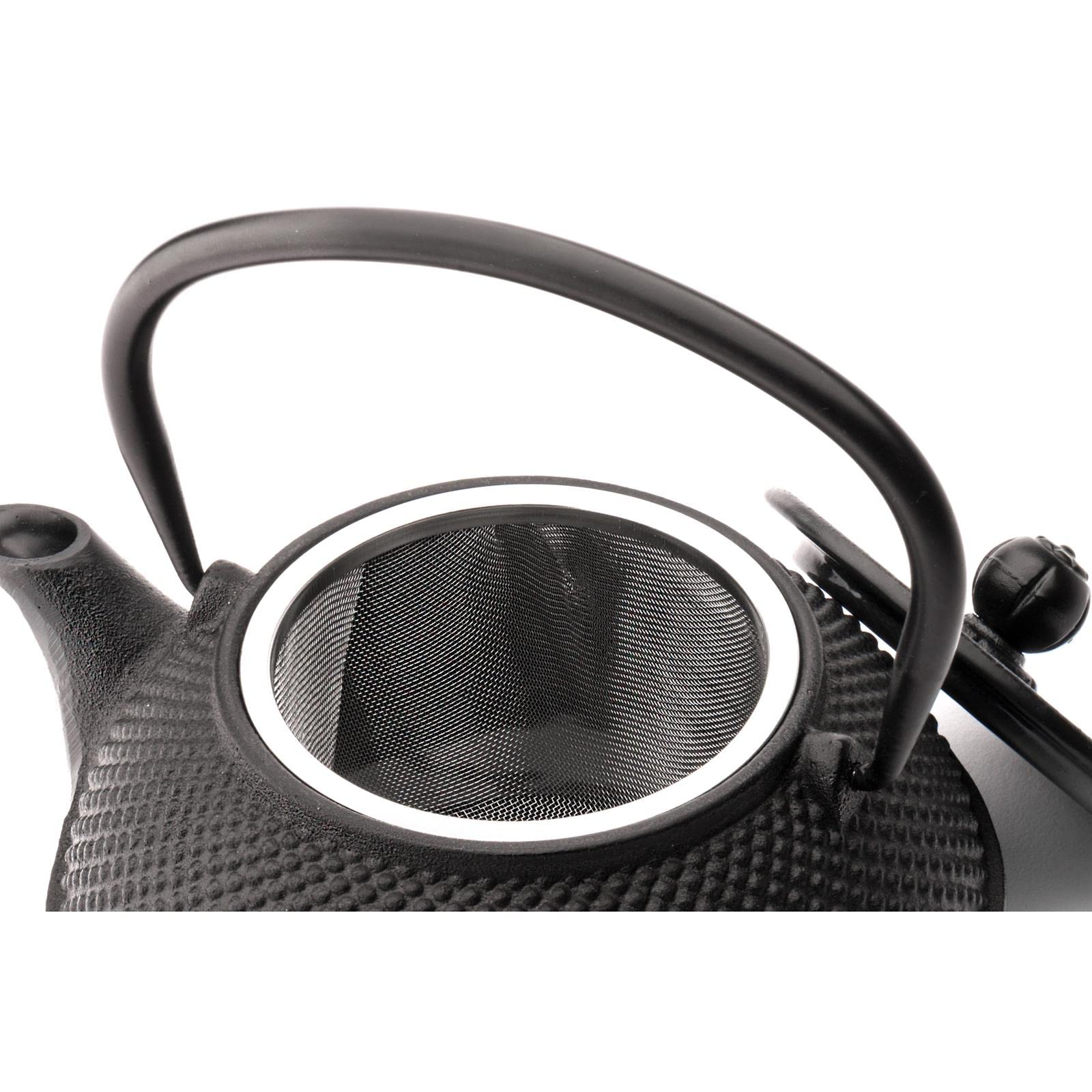 Bredemeijer Teekanne asiatisch Gusseisen Set schwarz 0.8 Liter Teekessel mit Henkel & Edelstahl Tee-Filter Sieb-Einsatz & 2 Teebecher schwarz inkl. Stövchen