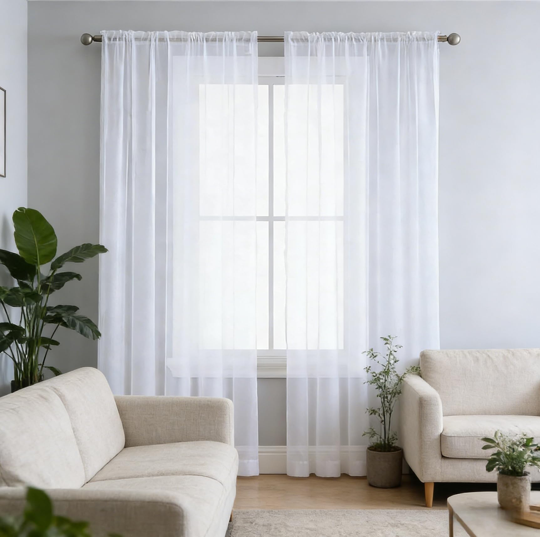 Cortinas salón translúcidas para dar claridad a habitaciones oscuras sin arrugarse