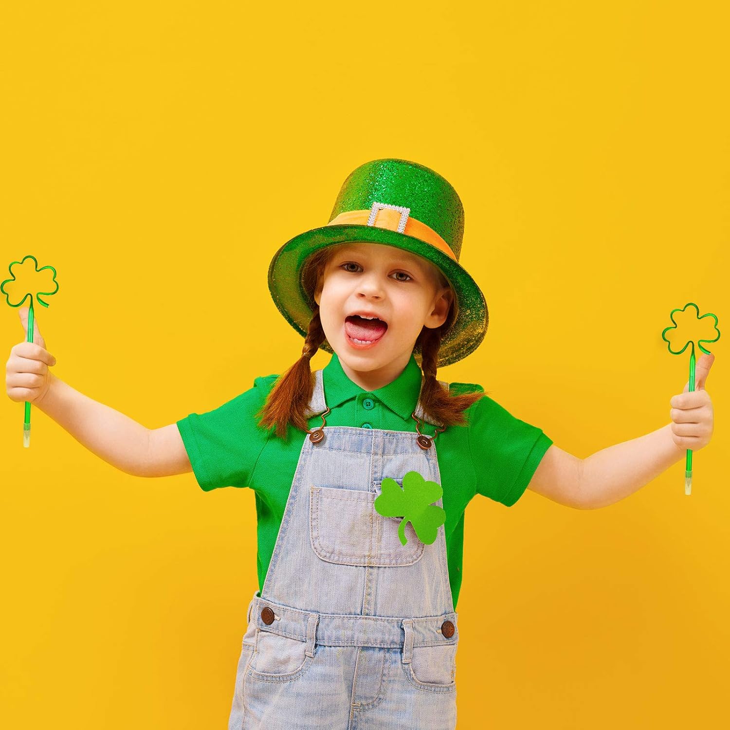 Zonon 72 Pieces St Patrick's Day Pens Cute Shamrock Green Rollerball 0.5 mm Black Gel Ink Ballpoint Pen for School Boys and Girls St Patrick's Day Party Favor Office Supplies