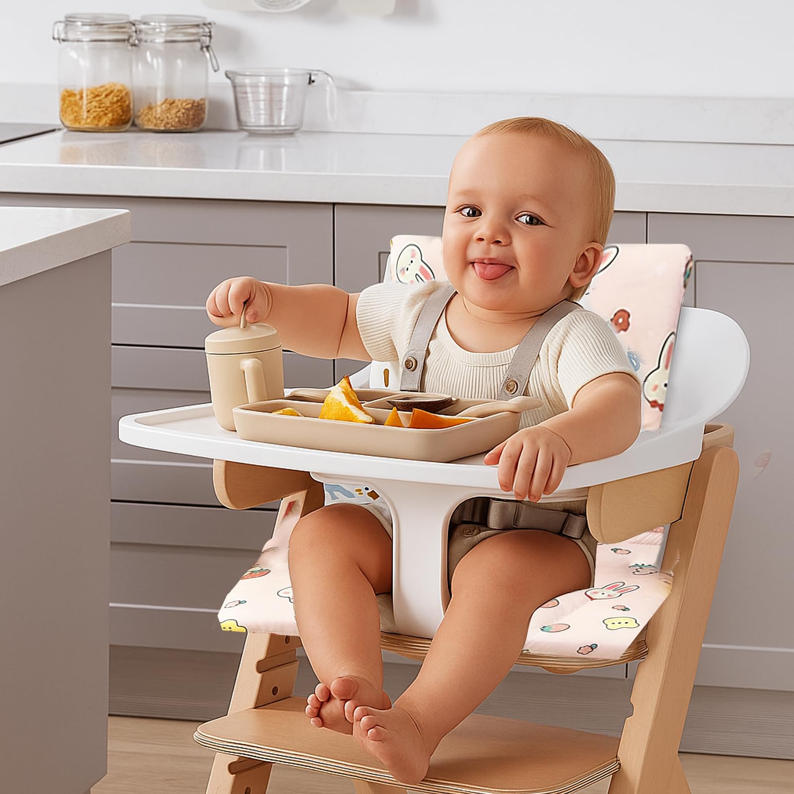 Poduszka do siedzenia na wysokie krzesło Stokke Tripp Trapp, 2-częściowy zestaw z bawełny ekologicznej z wodoodporną laminowaną powłoką, łatwa do czyszczenia i zdejmowania, można prać w pralce (królik