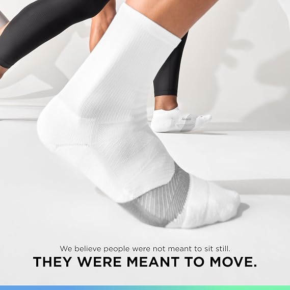 Feetures Elite Ultra Light No Show Tab Ankle Socks - Sport Sock with Targeted Compression