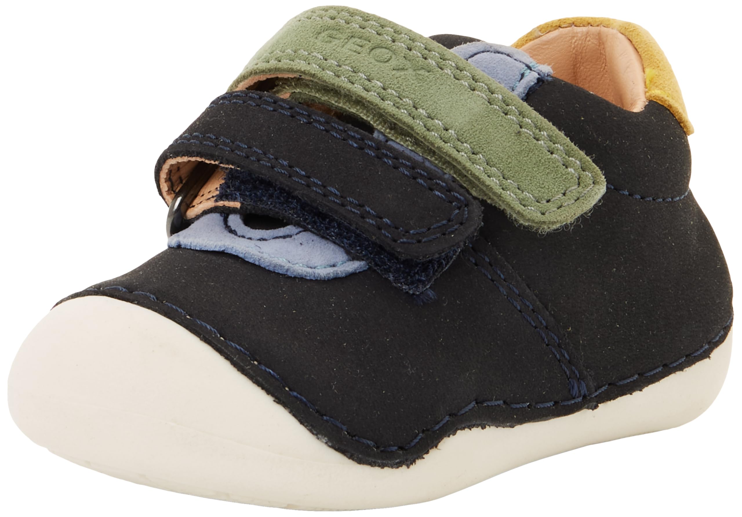 Geox: Auswahl an Schuhen