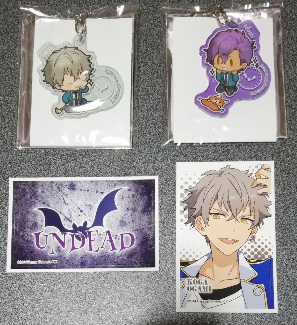 Amazon.co.jp: あんスタ アクリルキーホルダー 大神晃牙 乙狩アドニス