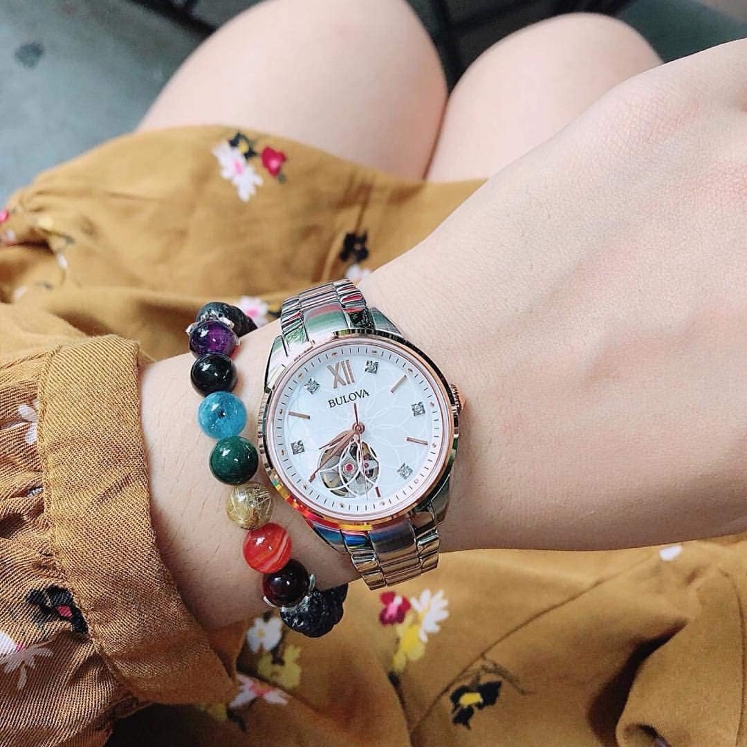 Bulova Orologio Analogico Automatico Donna con Cinturino in Acciaio Inox 98P170 Bulova Orologio Analogico Automatico Donna con Cinturino in Acciaio Inox 98P170