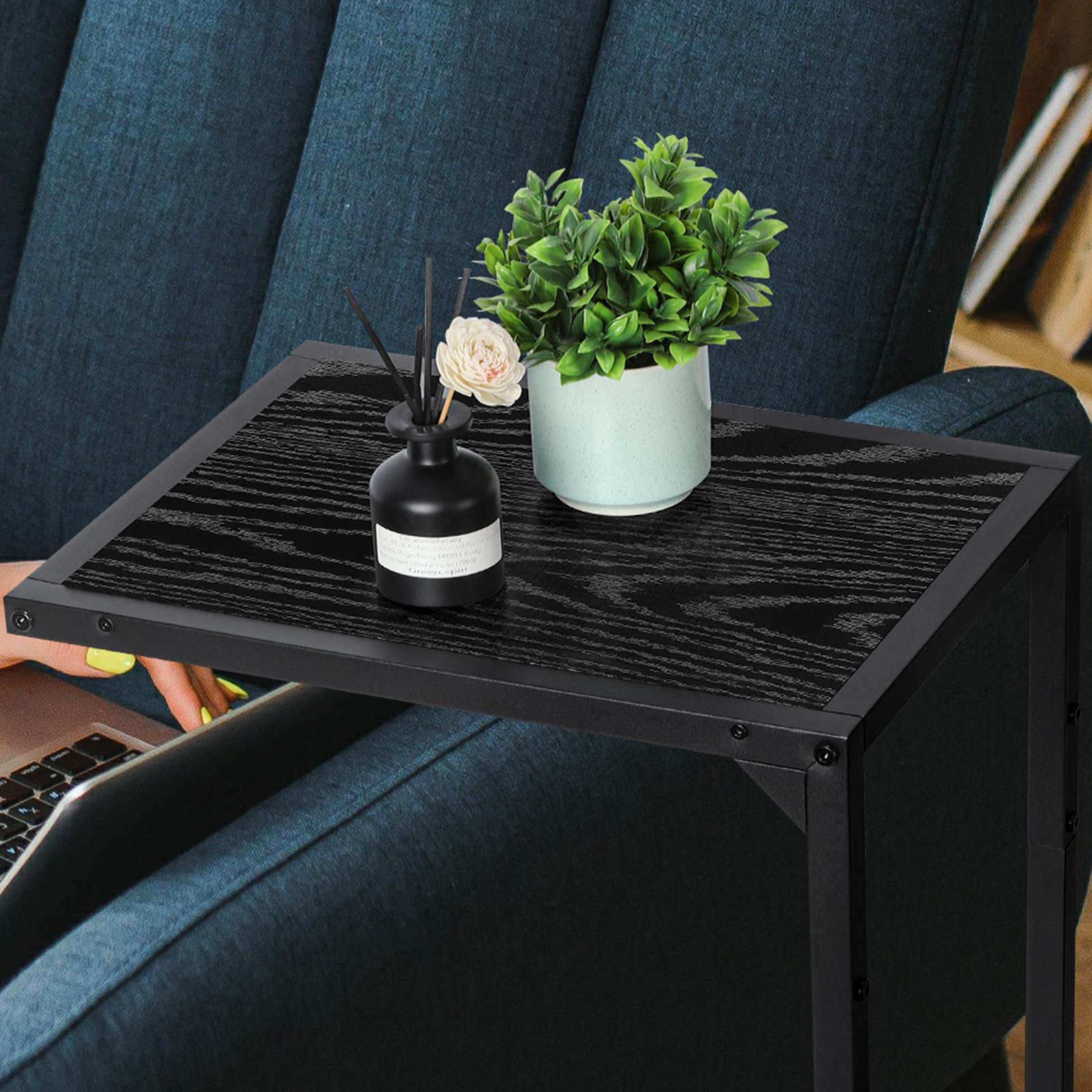 Tavolino A Forma Di C Nandae - Tavolino Da Salotto, Comodino O Supporto PC, Struttura Metallo E Piano Legno