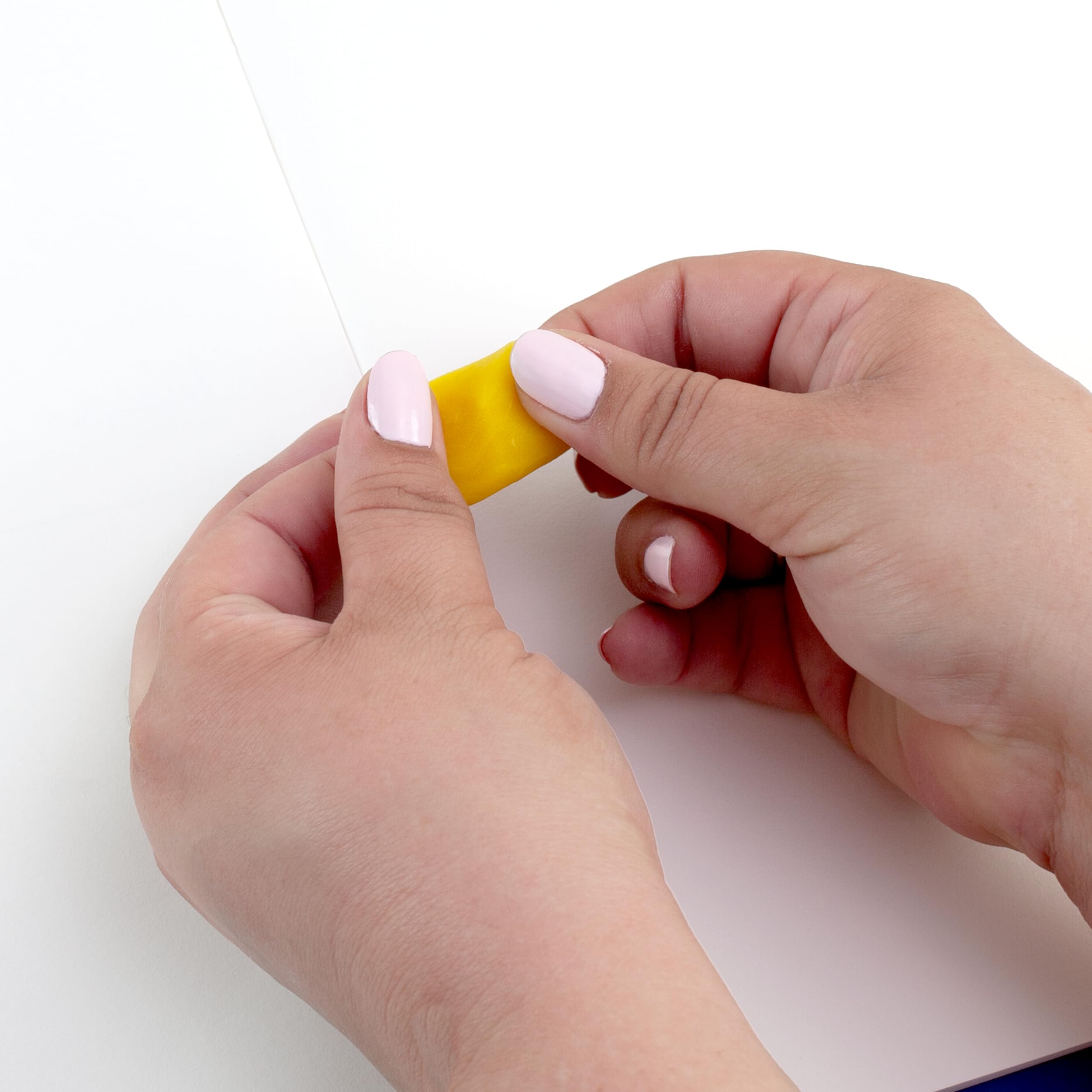 Pelikan® Plastelina Nakiplast wysokiej jakości | Gładka | Elastyczna | Niebrudząca | Kreatywna zabawa dla dzieci i dorosłych | Do szkoły przedszkola | 650g | Żółta
