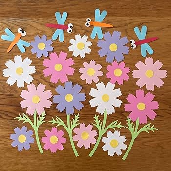 コスモスと葉のパーツセット　ビタミンカラー　秋壁面飾り　現品です。 コスモスと葉のパーツセット ビタミンカラー 秋壁面飾り 現品です。