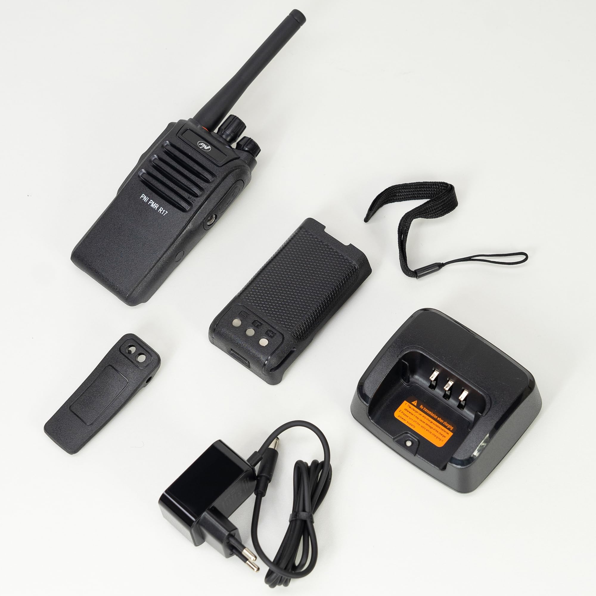 Kit di 6 stazioni radio portatili PNI PMR R17 446 MHz, 0,5 W, 16 canali PMR e 50 CTCSS e 104 toni DCS, programmabili, Li-Ion 2200 mAh, IP68