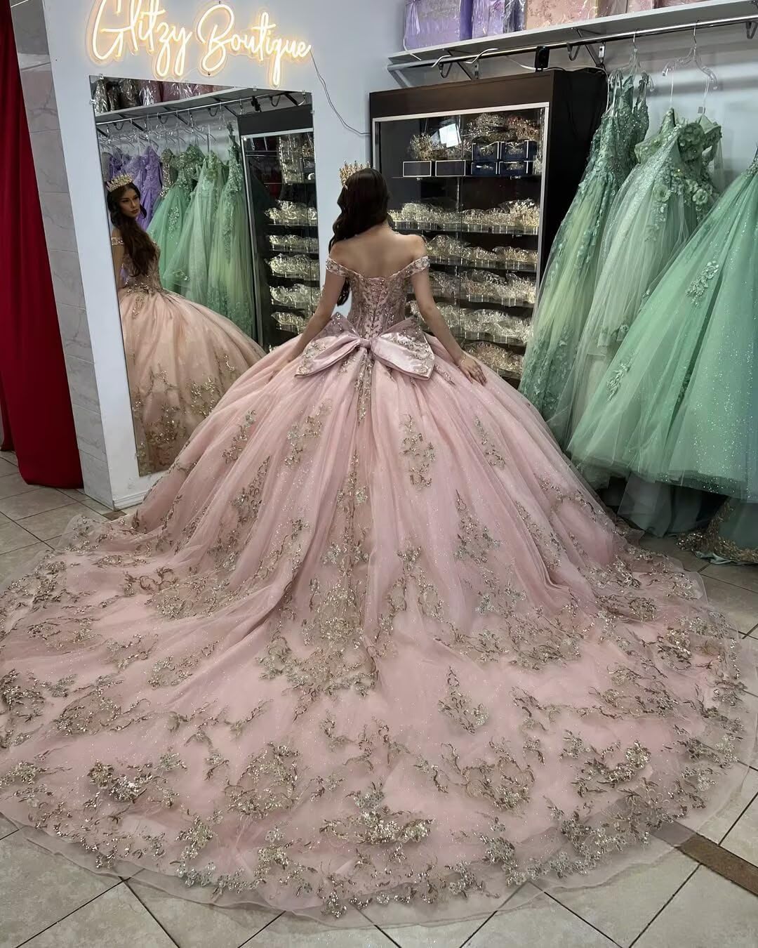 Mauuwy Gold Appliques Quinceanera Dress Ball Gown Beaded Bow 15 Years Dress Quinceañera Off Shoulder Vestidos De 15 Años