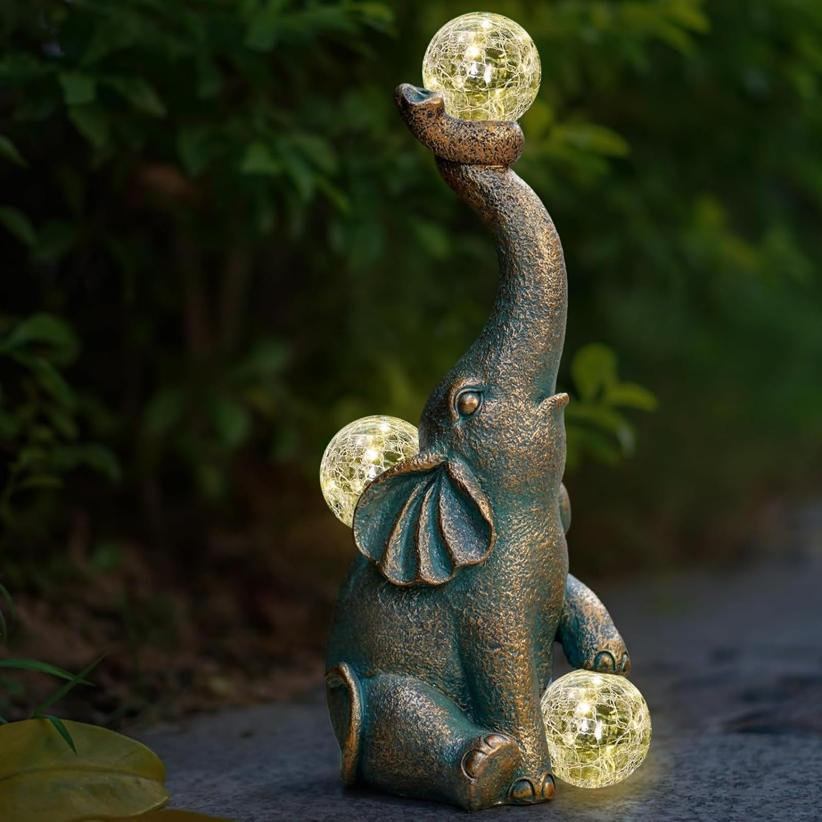 JQTOP Garden Sculpture Solar Lantern, Outdoor Rabbit Statue, Courtyard Lawn Decoration, Easter Housewife Mother's Day Gift (Elephant)