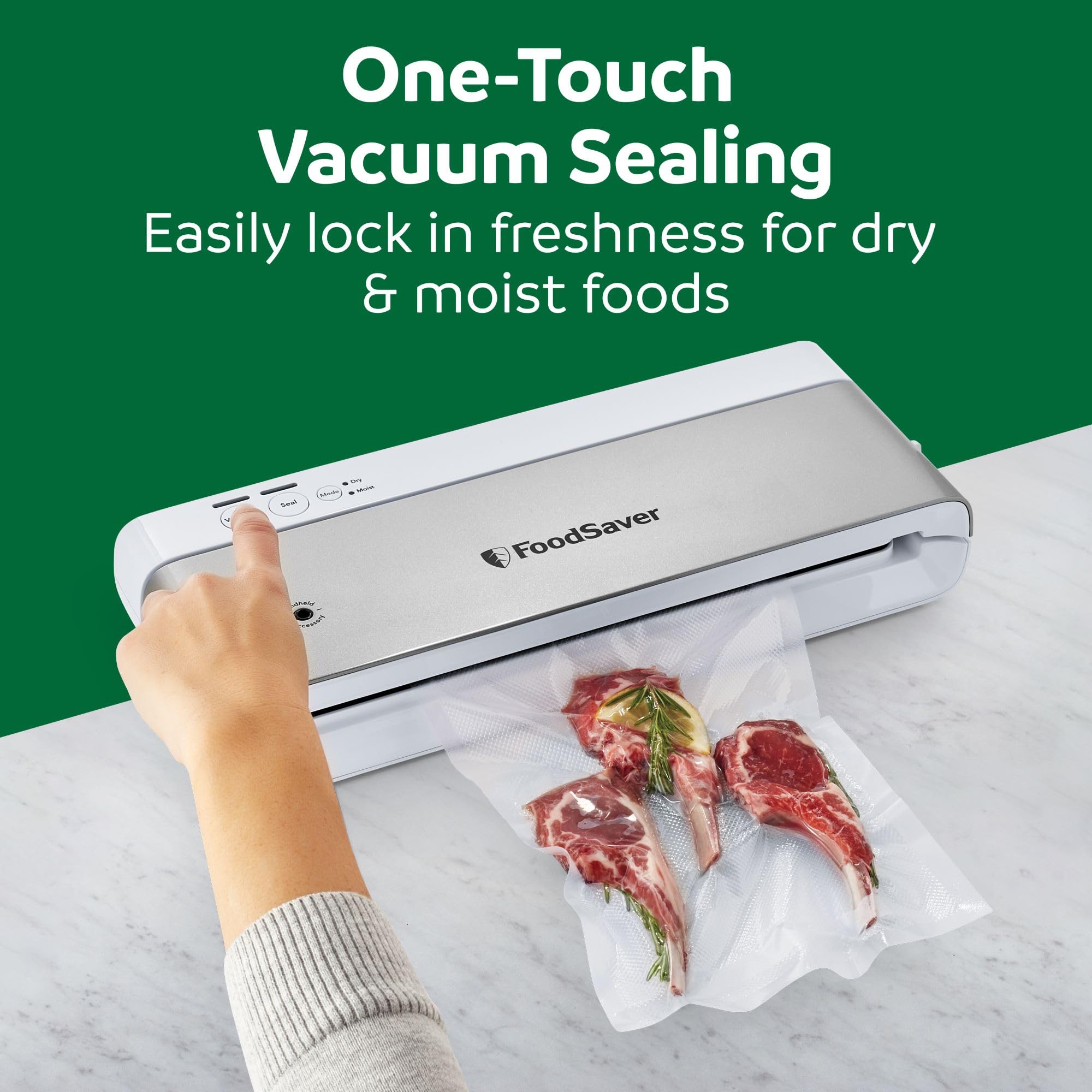 FoodSaver Máquina compacta de envasado al vacío con bolsa de sellado y rollo para almacenamiento hermético de alimentos y Sous Vide, blanco