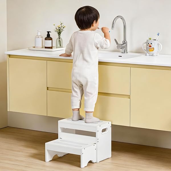 HOOBRO Kinderhocker Set, zweistufiger Tritthocker Kinder, Hocker Kinder, Küchenhelfer Turm, Kinderschemel mit Griffen und Antirutschstreifen, separat nutzbar, für Badezimmer, Küchen, Weiß EWT16JD01 - 3