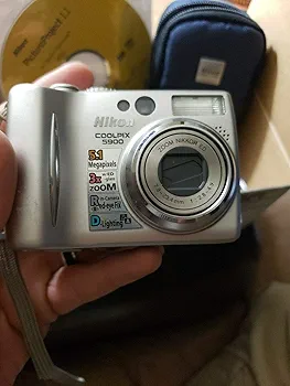 Nikon - いそさん。ニコン・COOLPIX 2台(おまけ付) Amazon.com : Nikon Coolpix 5900 5MP Digital Camera with 3x