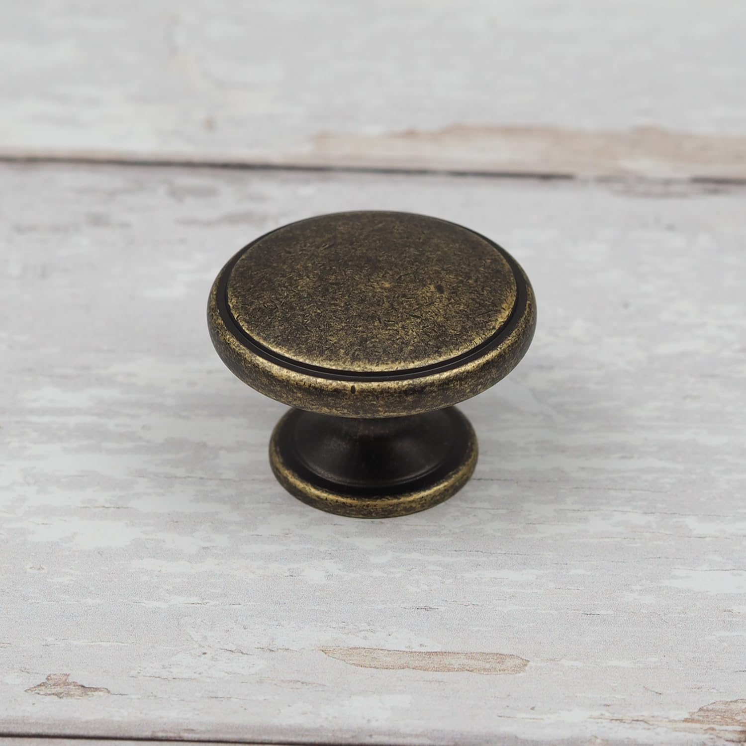 Handle & Home (38Mm Knob) Antique Brass Traditional Cup Or Knob Cabinet Handle