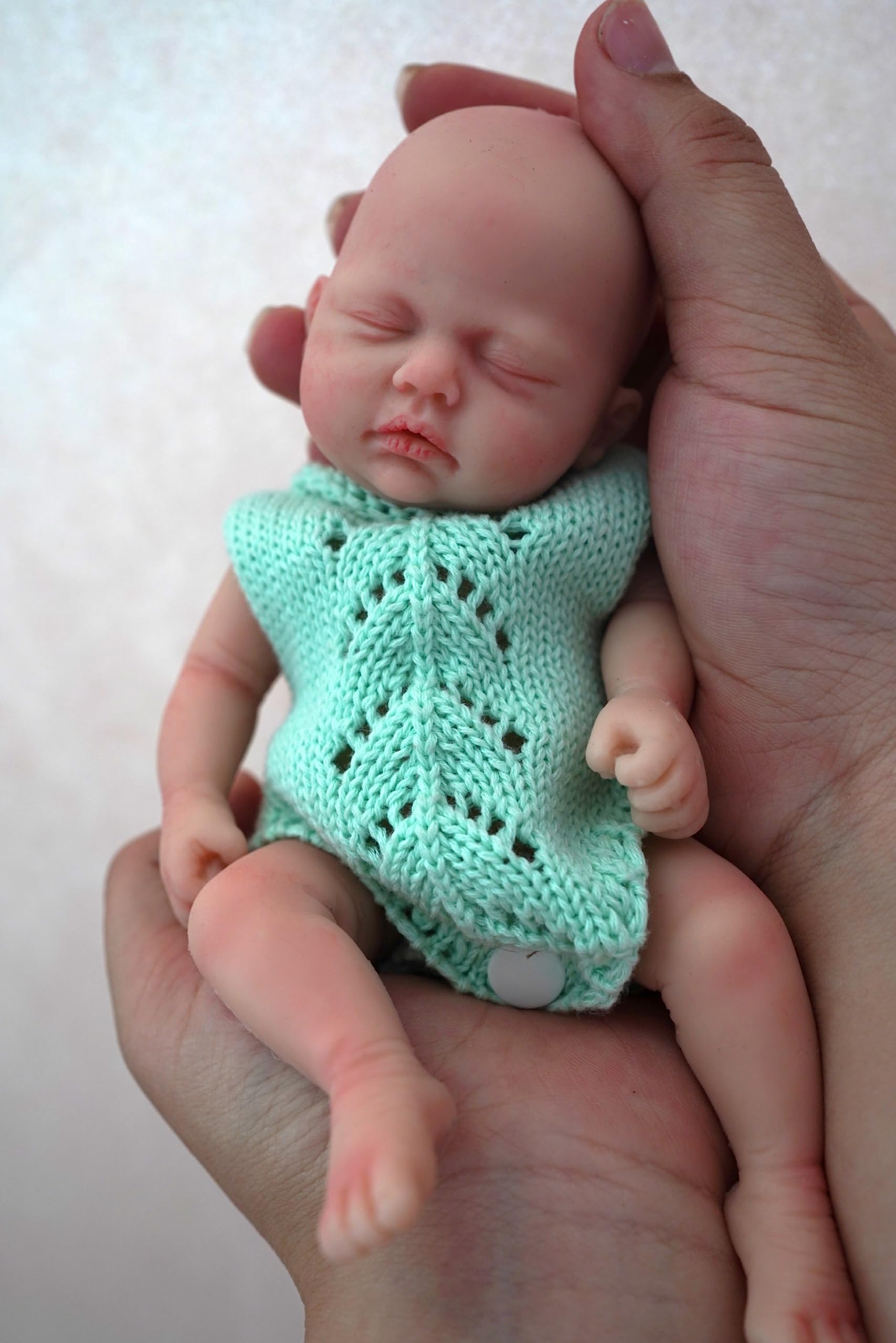 7 Inch Mini Silicone Baby, Reborn Baby Dolls Silicone Full Body Realistic Newborn Baby Doll Real Life Miniature Baby Doll (Girls)