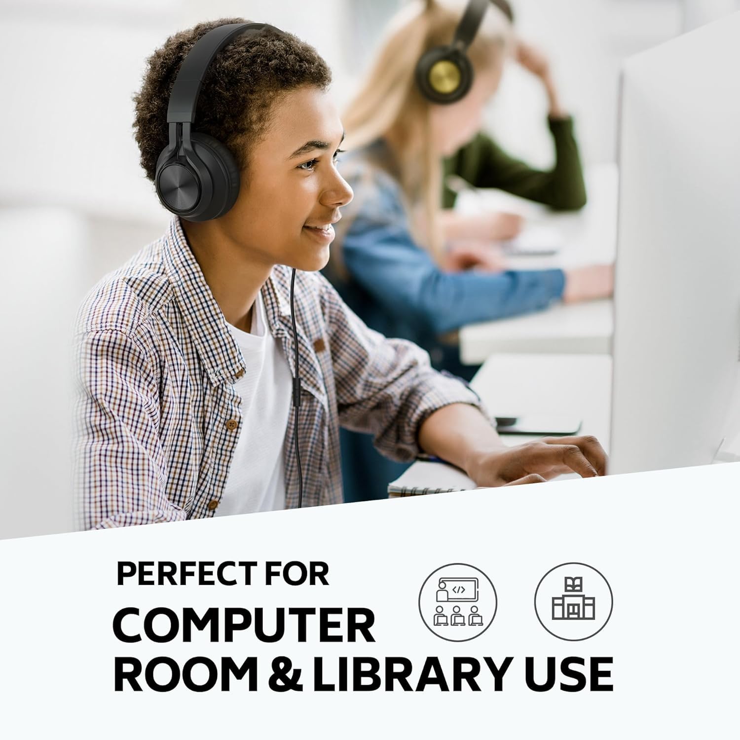 AILIHEN Lot de 12 écouteurs filaires en vrac avec microphone pour salle de classe K-12, étudiants, adolescents, prise jack 3,5 mm pour Chromebook, ordinateur, ordinateur portable (noir)